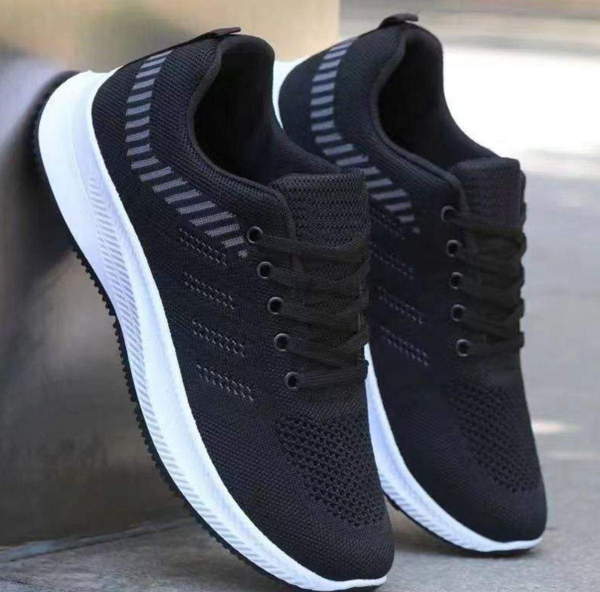 Men’s Breathable Casual Sneakers