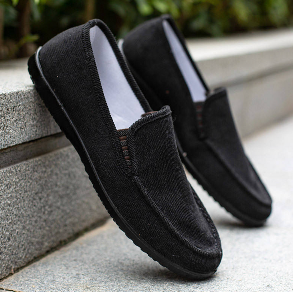 Men’s Plus Size Casual Shoes